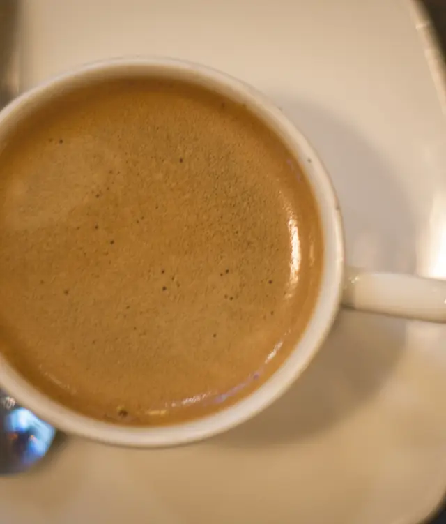 Taza de café vista desde arriba